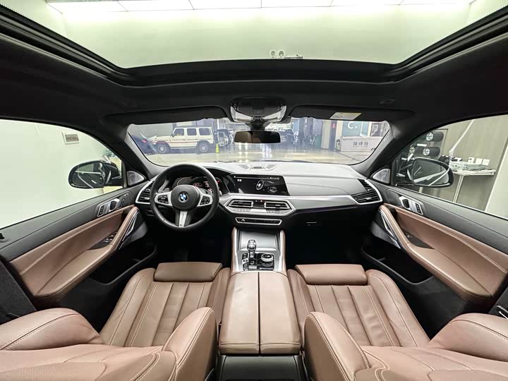 Фото 18 - BMW X6