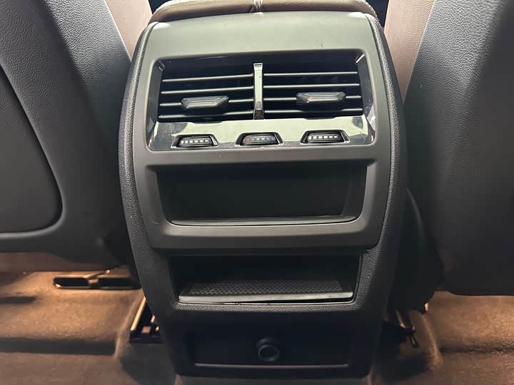 Фото 28 - BMW X6