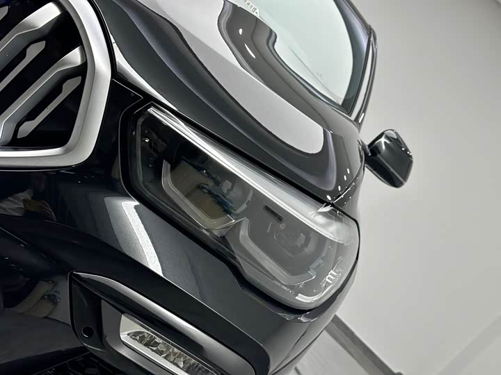 Фото 29 - BMW X6