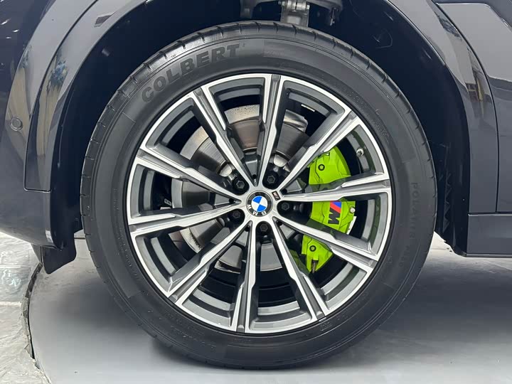 Фото 32 - BMW X6