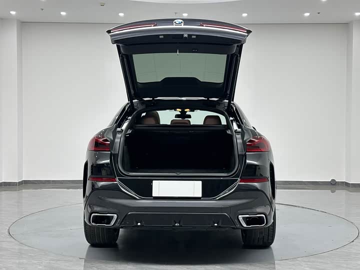 Фото 39 - BMW X6