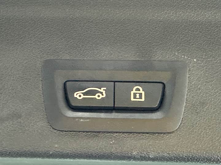 Фото 41 - BMW X6