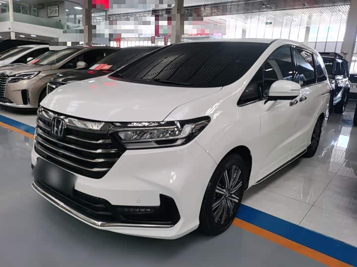 Фото 2 - Honda Odyssey