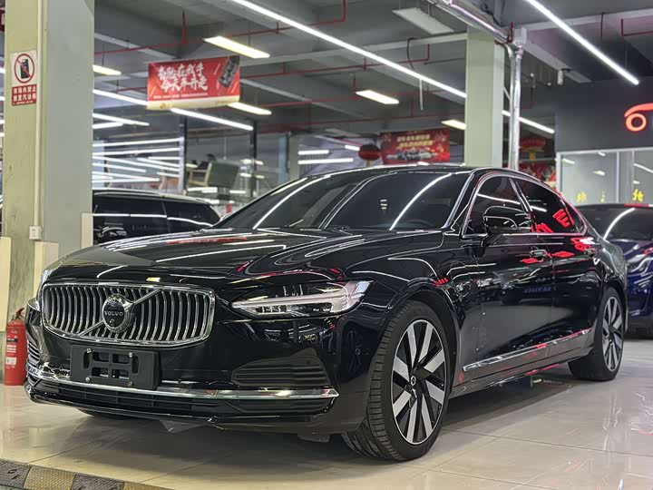 Фото 2 - Volvo S90 Hybrid