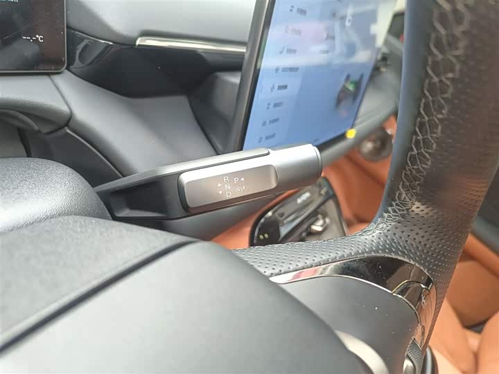 Фото 14 - GAC Aion V