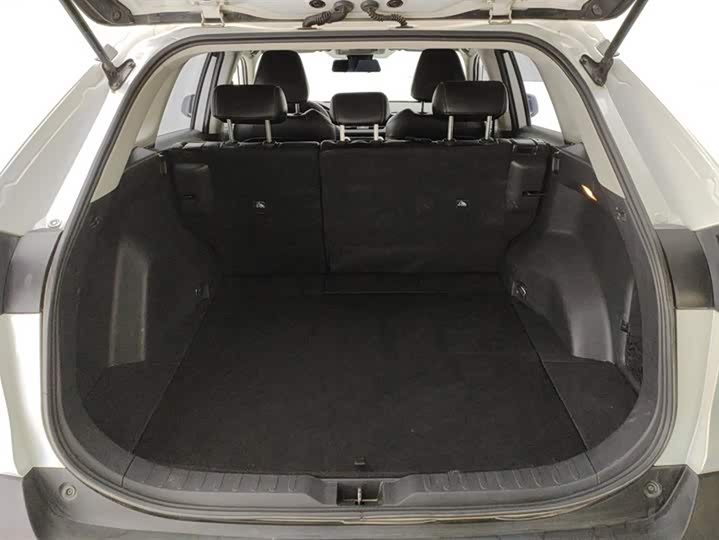 Фото 4 - Toyota RAV4