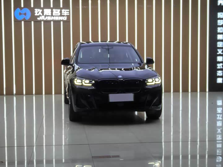 Фото 2 - BMW iX3