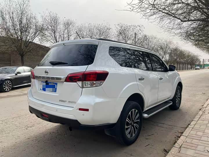 Фото 7 - Nissan Terra