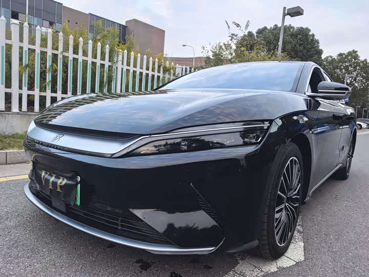 Фото 1 - BYD Han