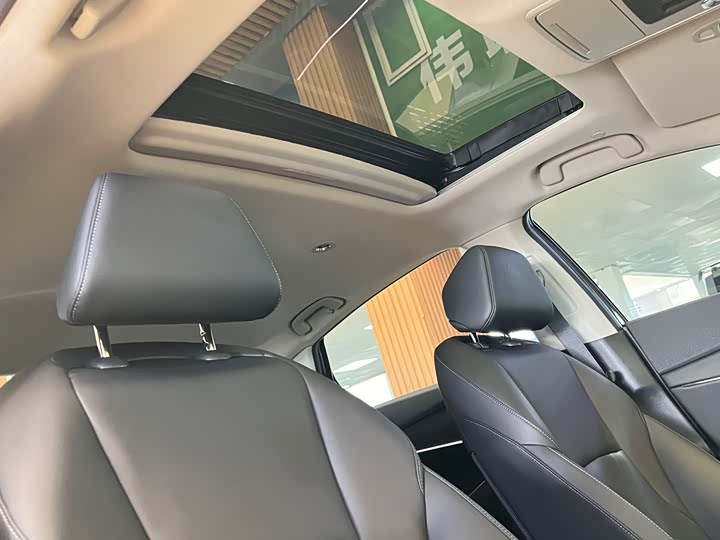 Фото 14 - Honda Accord