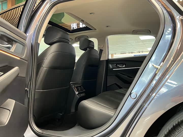 Фото 7 - Honda Accord