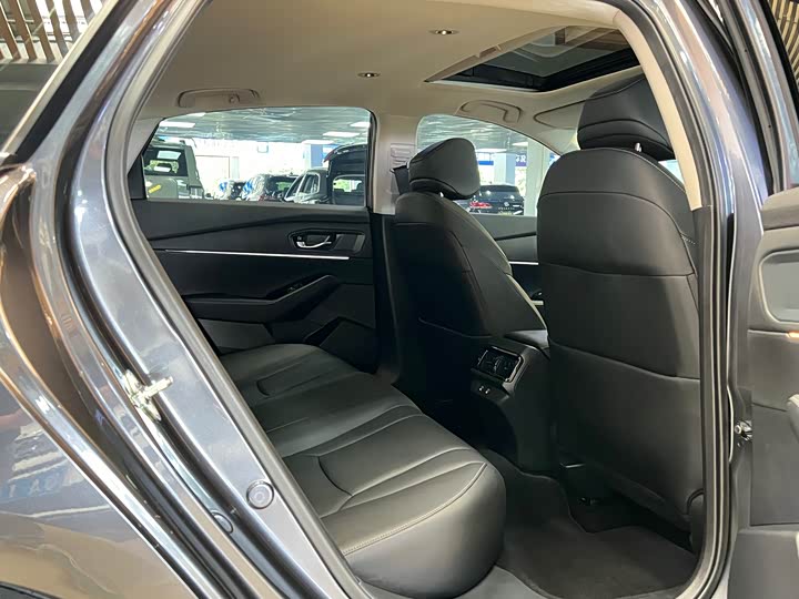 Фото 8 - Honda Accord