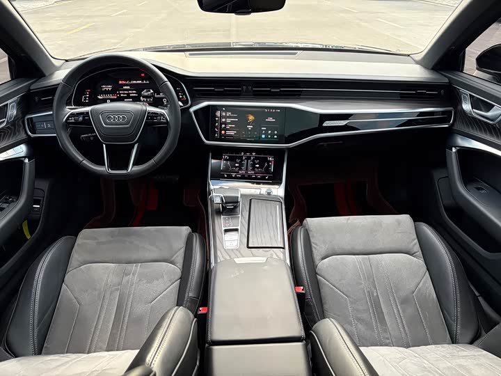 Фото 11 - Audi A6L