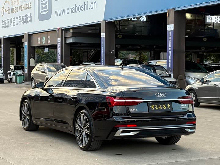 Фото 22 - Audi A6L