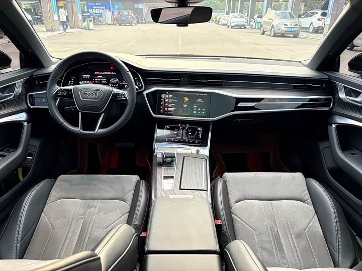 Фото 7 - Audi A6L