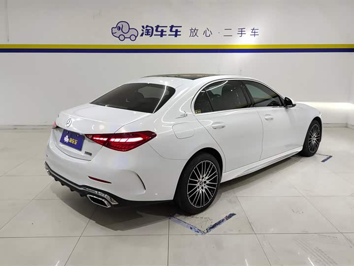 Фото 3 - Mercedes-Benz C-Class