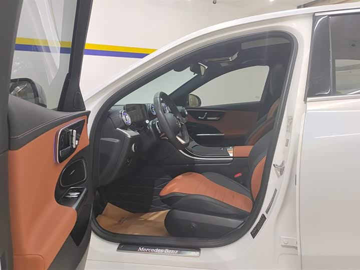 Фото 9 - Mercedes-Benz C-Class