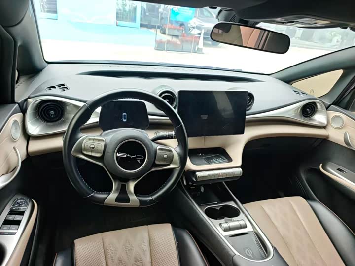 Фото 5 - BYD Dolphin