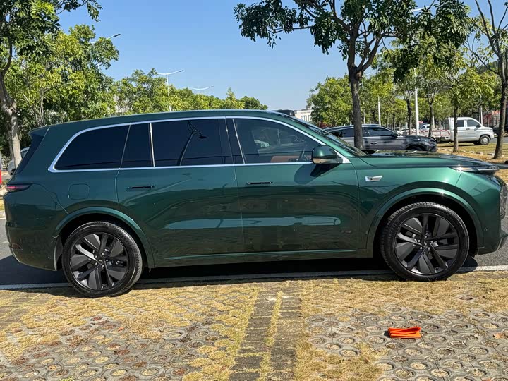 Фото 22 - LiXiang L9