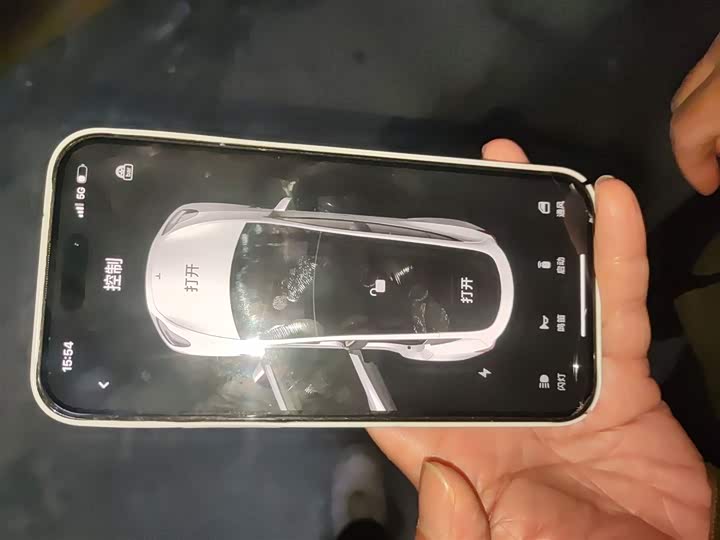 Фото 12 - Tesla Model Y