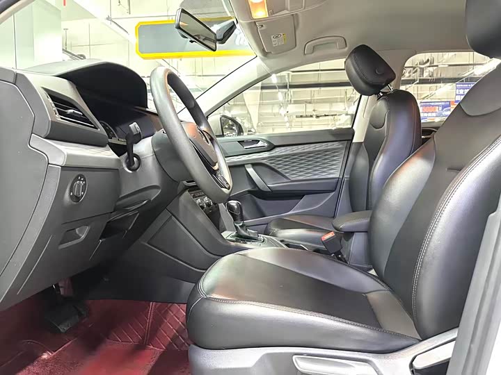 Фото 4 - Volkswagen Tharu