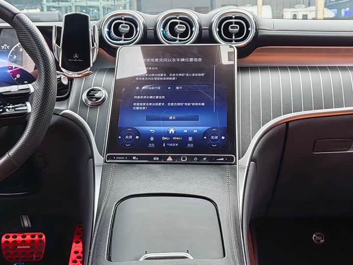 Фото 10 - Mercedes-Benz GLC-Class