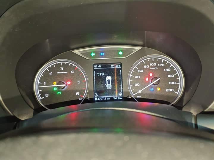 Фото 12 - Dongfeng Rich 6