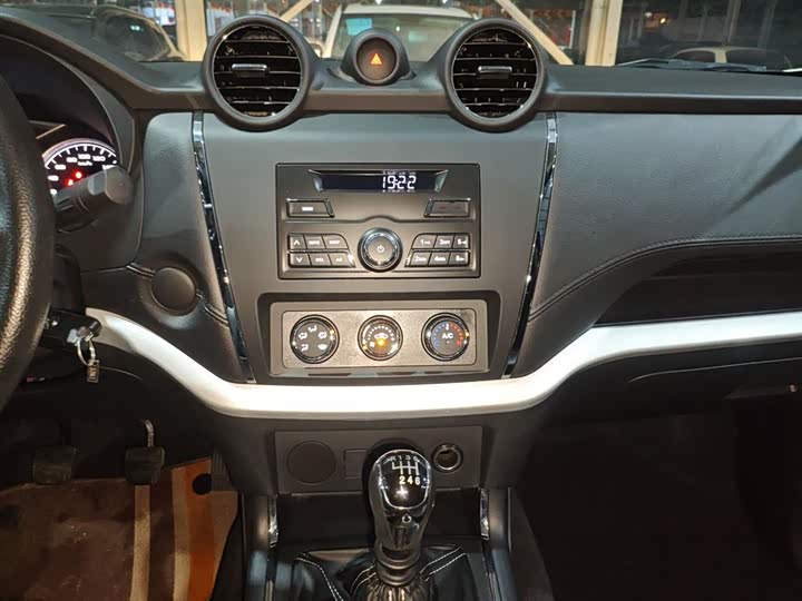 Фото 13 - Dongfeng Rich 6