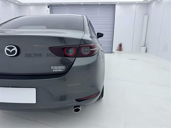 Фото 10 - Mazda 3 (Axela)