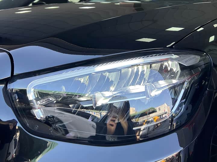 Фото 11 - Mercedes-Benz E-Class