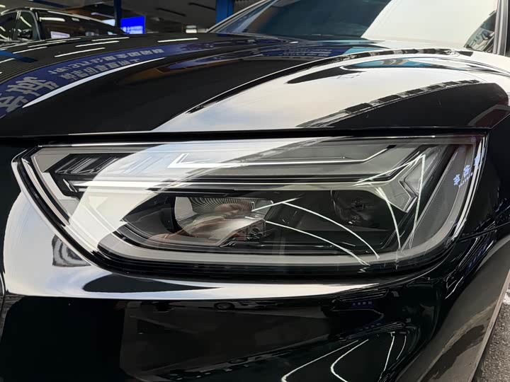 Фото 4 - Audi Q5L