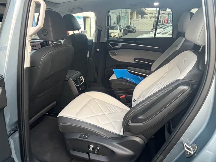 Фото 4 - Volkswagen Talagon