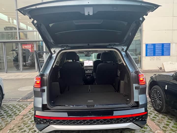 Фото 7 - Volkswagen Talagon