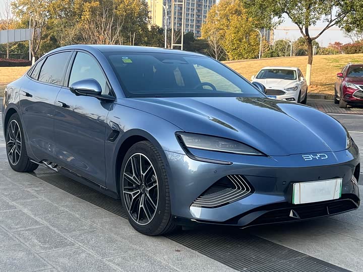 Фото 3 - BYD Seal