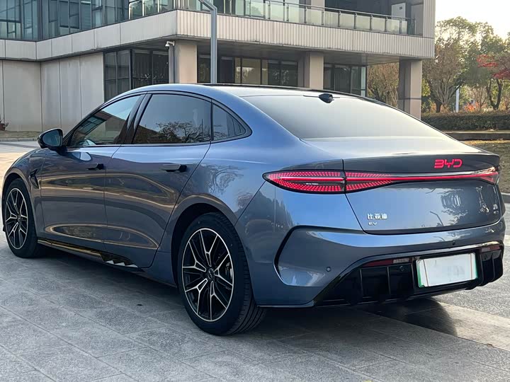 Фото 4 - BYD Seal