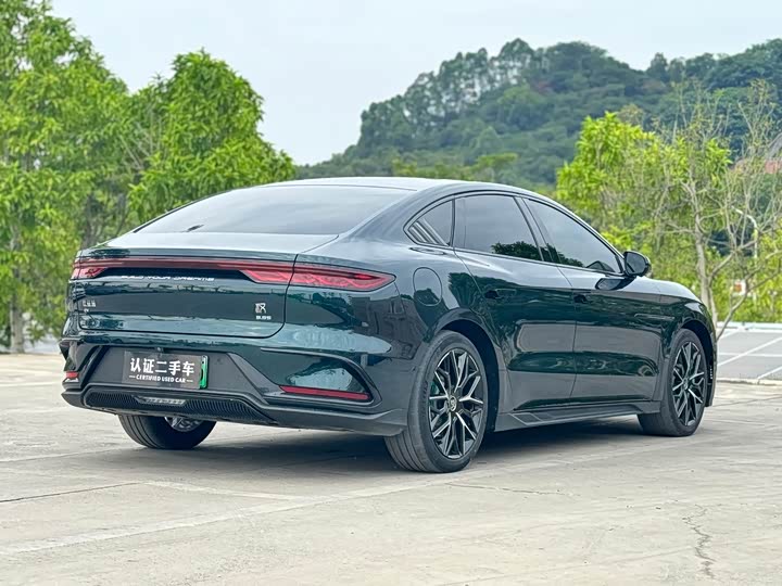 Фото 12 - BYD Han