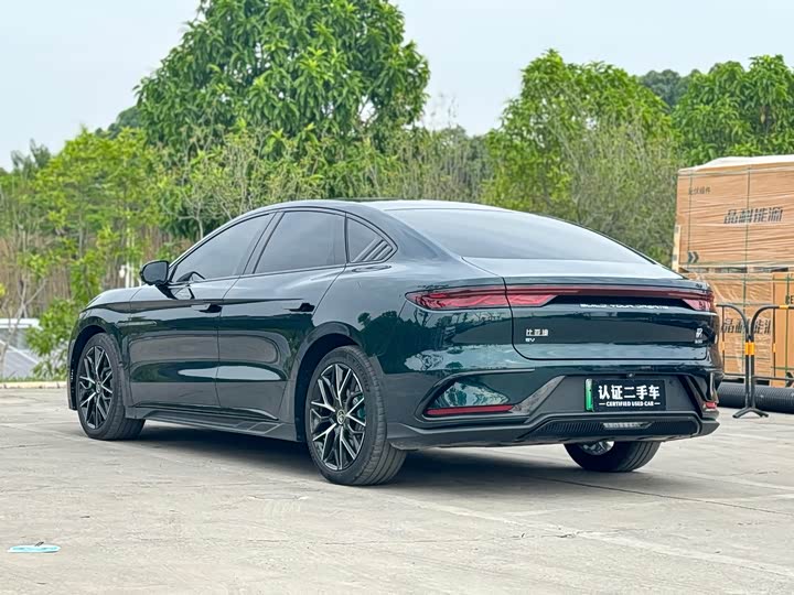 Фото 13 - BYD Han