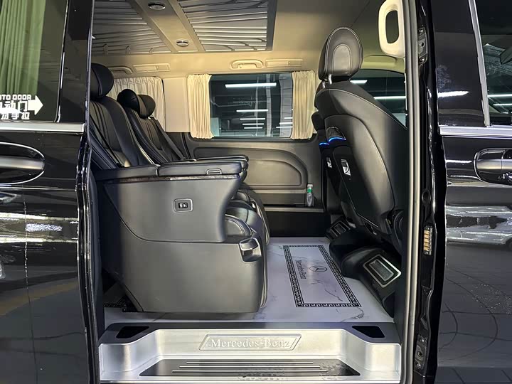 Фото 7 - Mercedes-Benz Vito