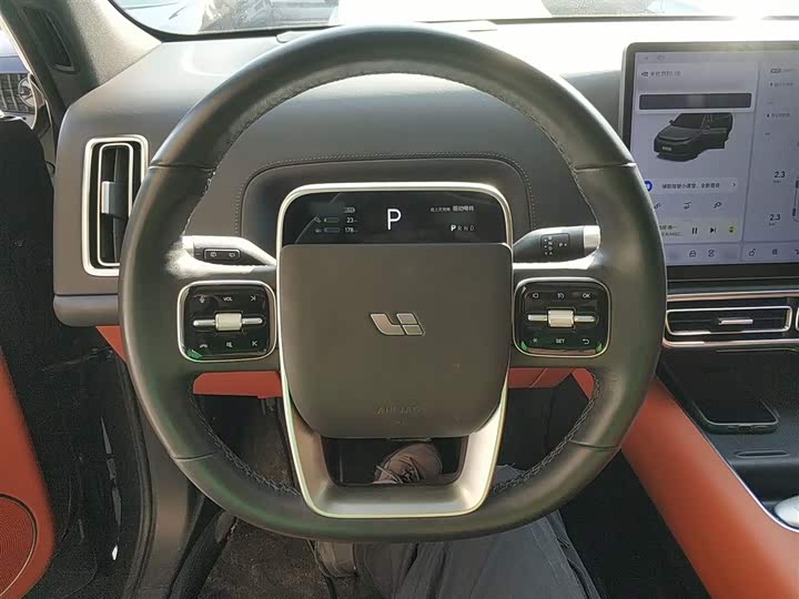 Фото 11 - LiXiang L7