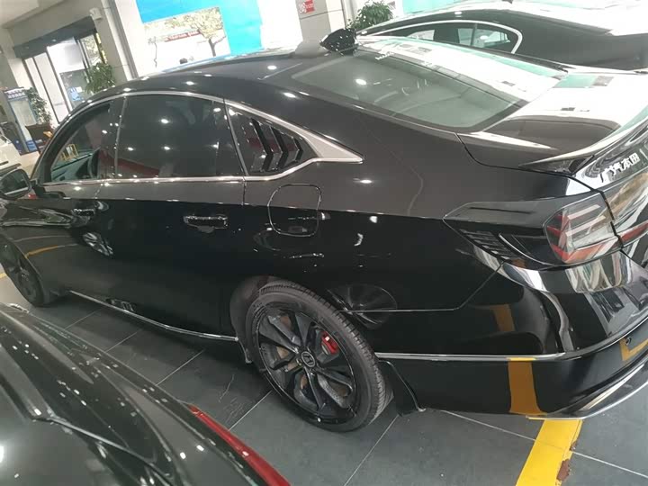 Фото 5 - Honda Accord