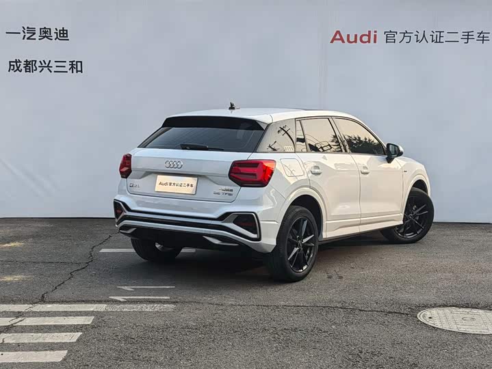 Фото 4 - Audi Q2L