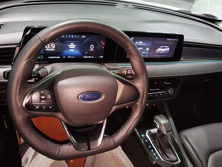 Фото 10 - Ford Escort