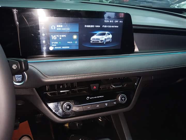 Фото 13 - Ford Escort