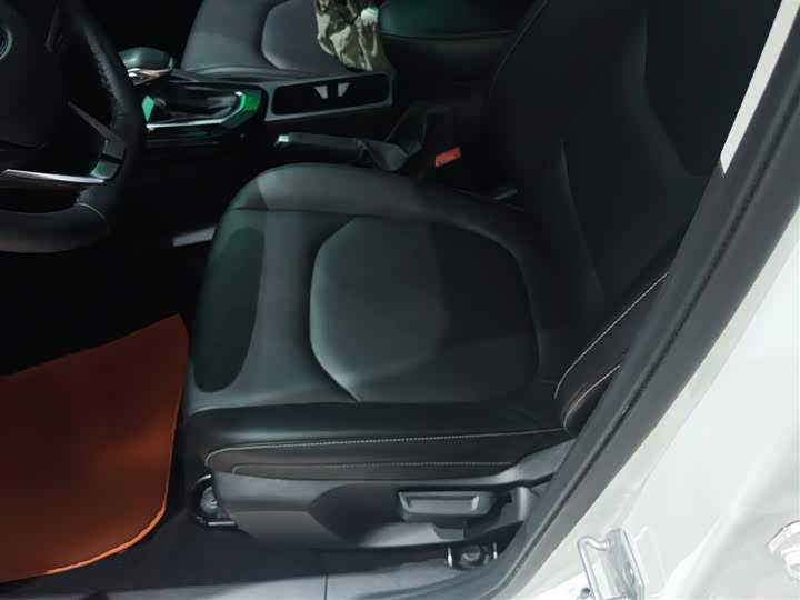 Фото 15 - Ford Escort