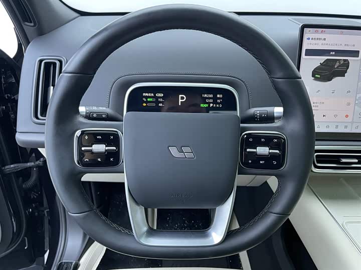 Фото 11 - LiXiang L7