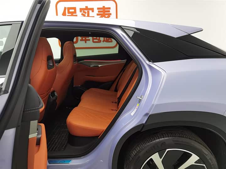 Фото 15 - BYD Sea Lion 07 EV