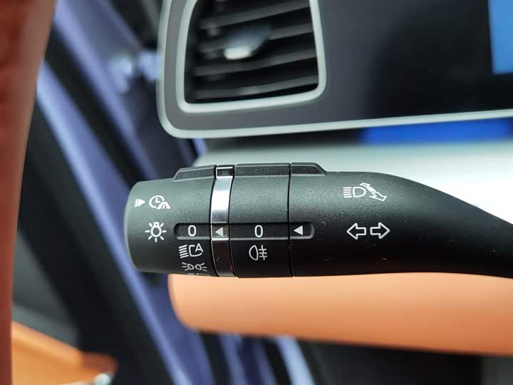 Фото 21 - BYD Sea Lion 07 EV