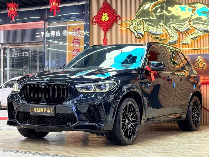 Фото 2 - BMW X5 M