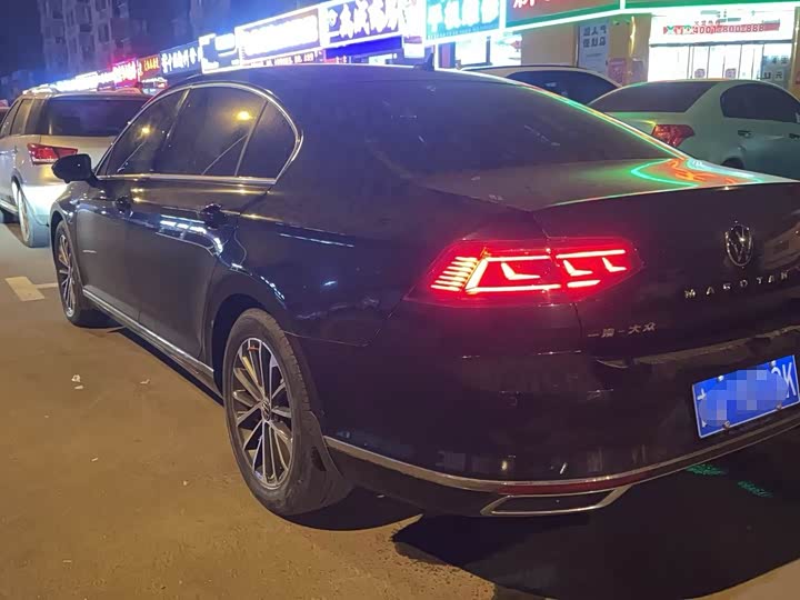 Фото 7 - Volkswagen Magotan