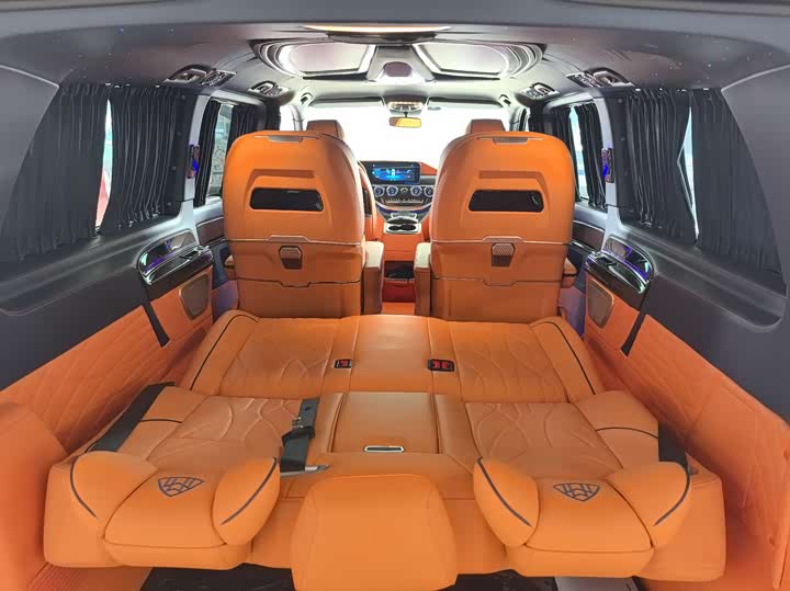 Фото 17 - Mercedes-Benz Vito